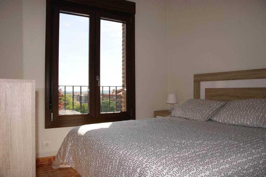 Apartamentos La Muralla ثامورا المظهر الخارجي الصورة
